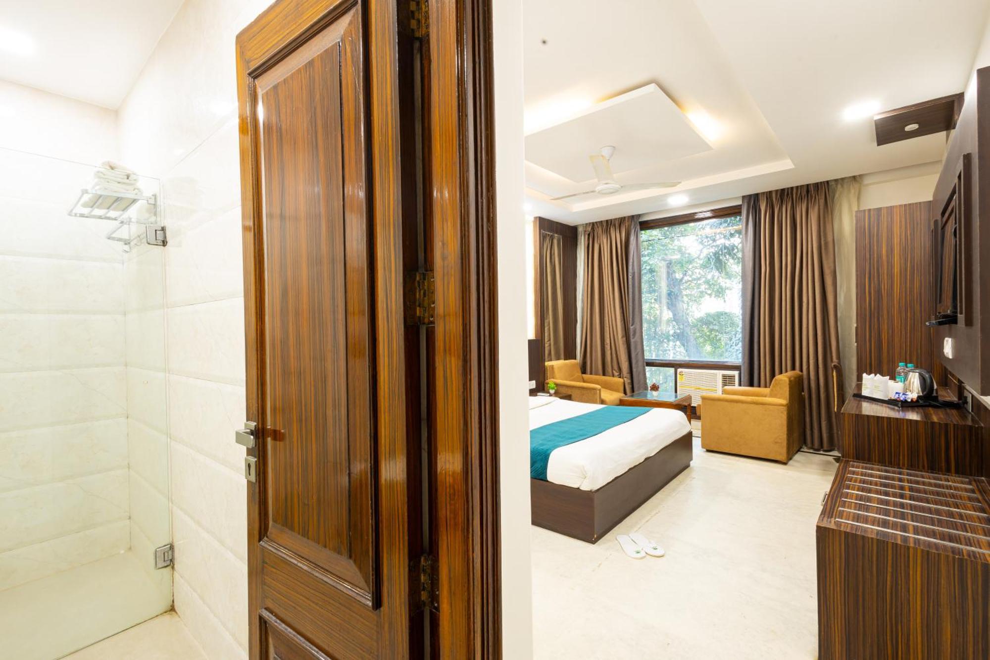 Hotel Panickers Residency - Ajmal Khan Market Near Karol Bagh Metro เดลี ภายนอก รูปภาพ