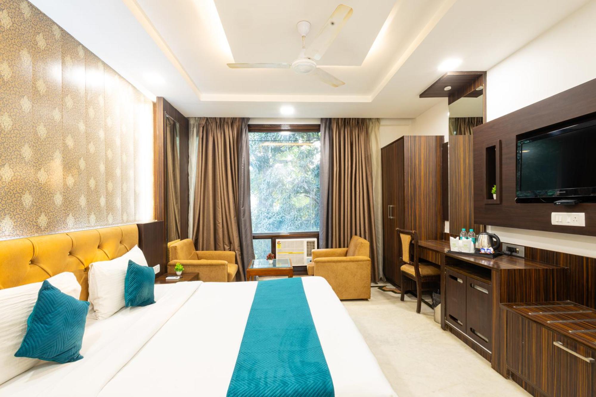 Hotel Panickers Residency - Ajmal Khan Market Near Karol Bagh Metro เดลี ภายนอก รูปภาพ